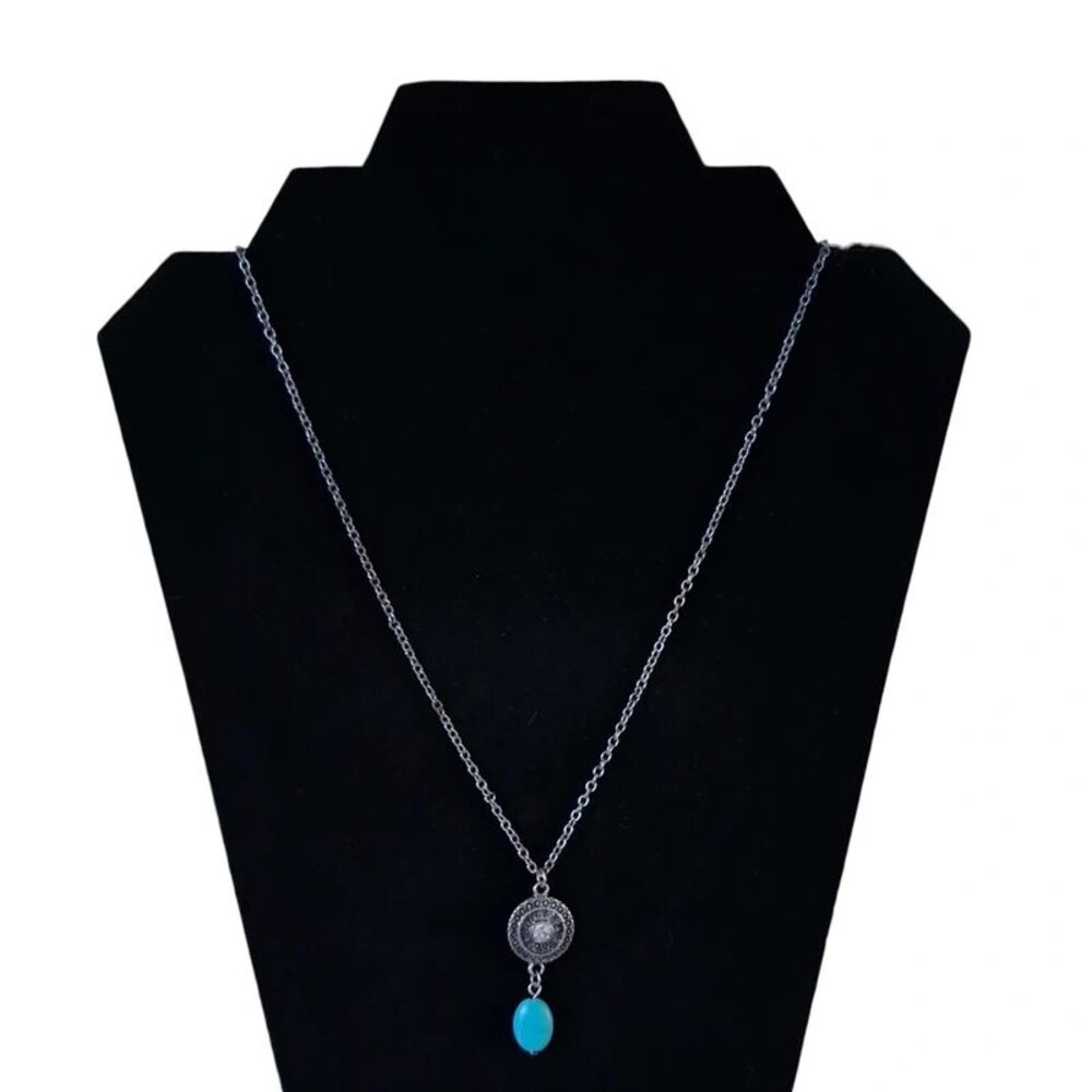 Silver Toned Cable Link Chain Round and Oval Dangle Pendant Bohemian Necklace